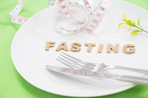 断食ダイエット（ファスティング）の効果や方法！失敗しないためのポイントやどのくらい痩せるかを解説します