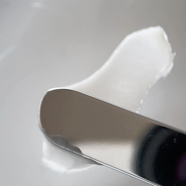 エザニッククリームテクスチャー